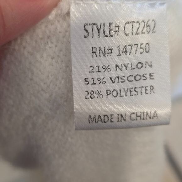 CZ Collection by Cezele Womens Fuzzy Sweater Size S White Lace Oversized Cottage - Picture 6 of 6